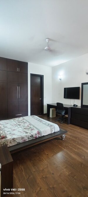Bedroom in 3 BHK Builder Floor at Defence Colony – for Rent