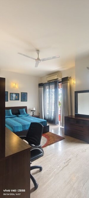 Living Room in 3 BHK Builder Floor at Defence Colony – for Rent