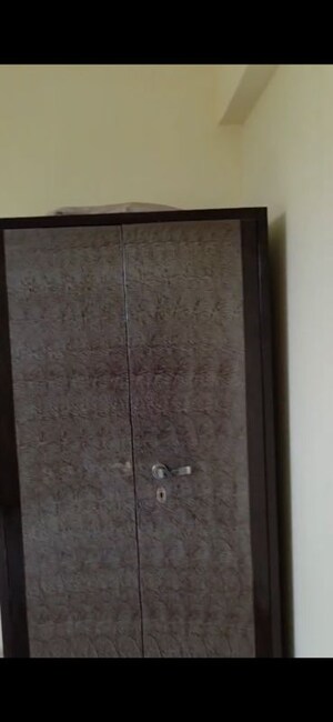 Furnished Amenities in 3 BHK Apartment at Conscient Habitat 78, Sector 78 – for Rent