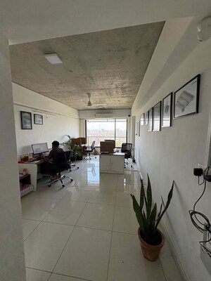  Office Space For Rent in Satellite