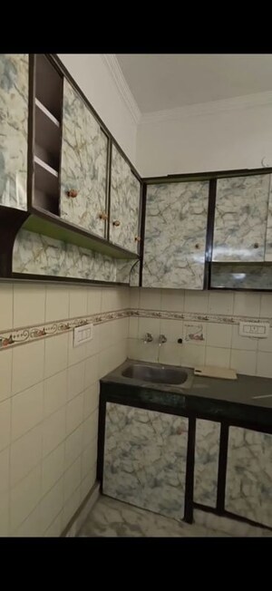 Kitchen in 2 BHK Builder Floor at Green Fields Colony – for Rent