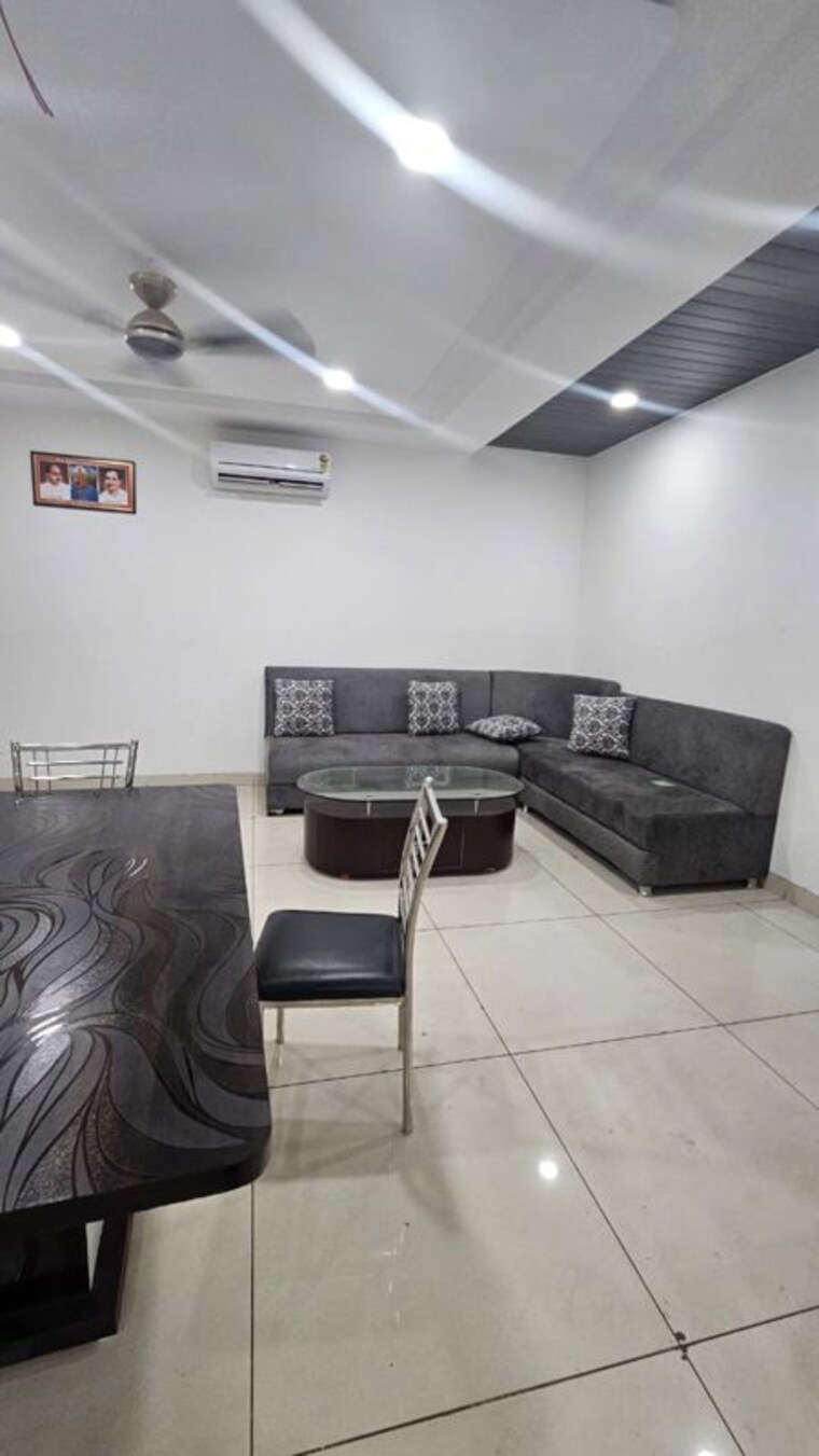 Team Area, telibandha 3.5 Bedroom 1800 Sq.Ft. Apartment In Telibandha Raipur 10620955