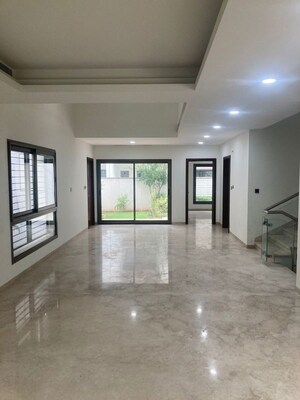 Room in 5 BHK Villa at Sobha International City Phase 1, Sector 109 – for Sale