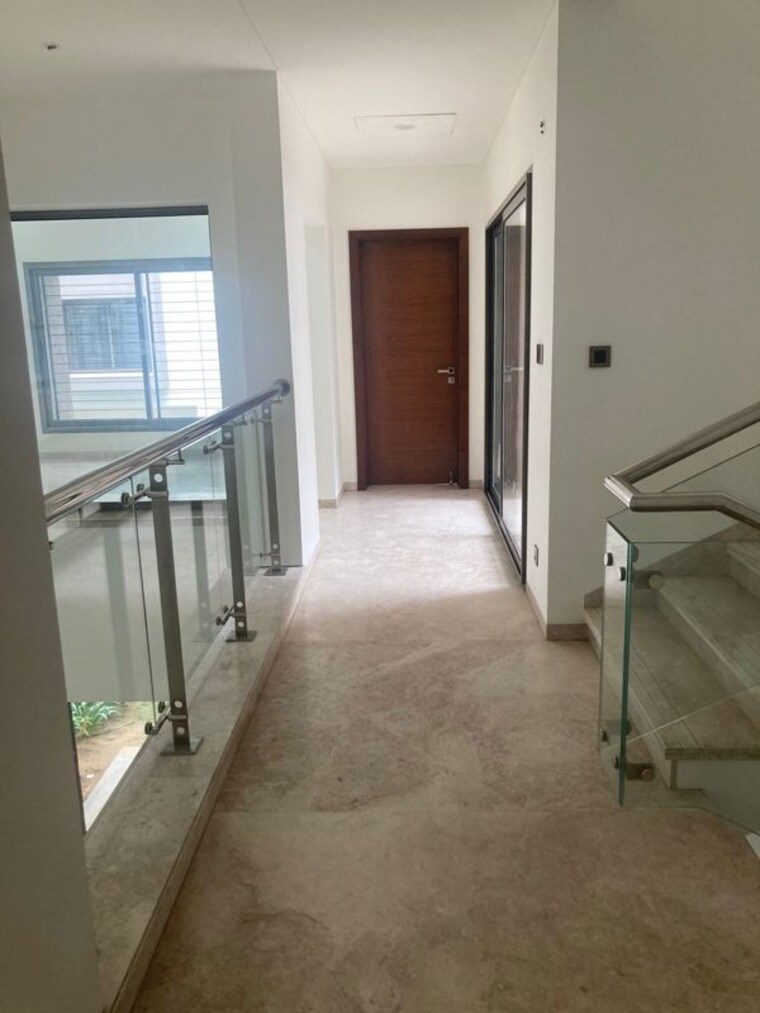 undefined, sobha-international-city-phase-1 5 Bedroom 270 Sq.Yd. Villa In Sector 109 Gurgaon 10620708