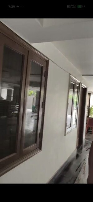 Building Lobby in 1 BHK Builder Floor at Green Fields Colony – for Rent