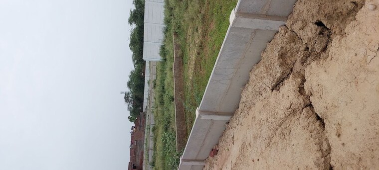 undefined, laramda  180 Sq.Yd. Plot In Laramda Agra 10621017