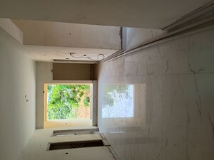 Room in  Apartment at Visakhapatnam Port – for Sale