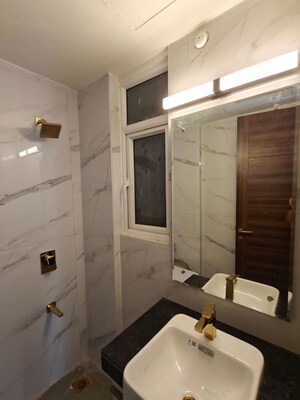 Team Area in 2 BHK Apartment at Unitech Fresco, Sector 50 – for Rent