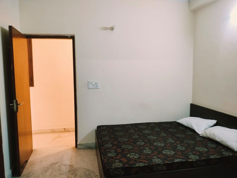 Bedroom, saket 1 RK 300 Sq.Ft. Builder Floor In Saket Delhi 10621100
