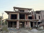 6 BHK + Prayer Room,Servant Room,Study Room,Extra Room,Store Room 700 Sq.Yd. Villa in Civil Lines