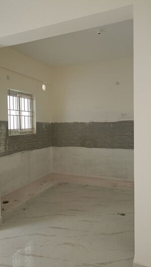 Room in 3 BHK Apartment at Electronic City – for Sale