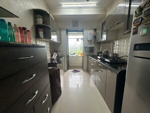 Kitchen in 2 BHK Apartment at Raheja Reflections Eternity, Kandivali East – for Rent