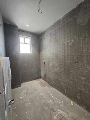 Bathroom in 4 BHK Builder Floor at Green Fields Colony – for Sale