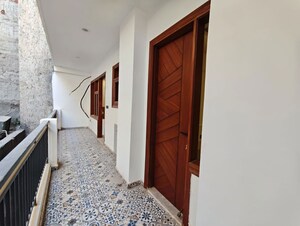 Bedroom in 4 BHK Builder Floor at Green Fields Colony – for Sale