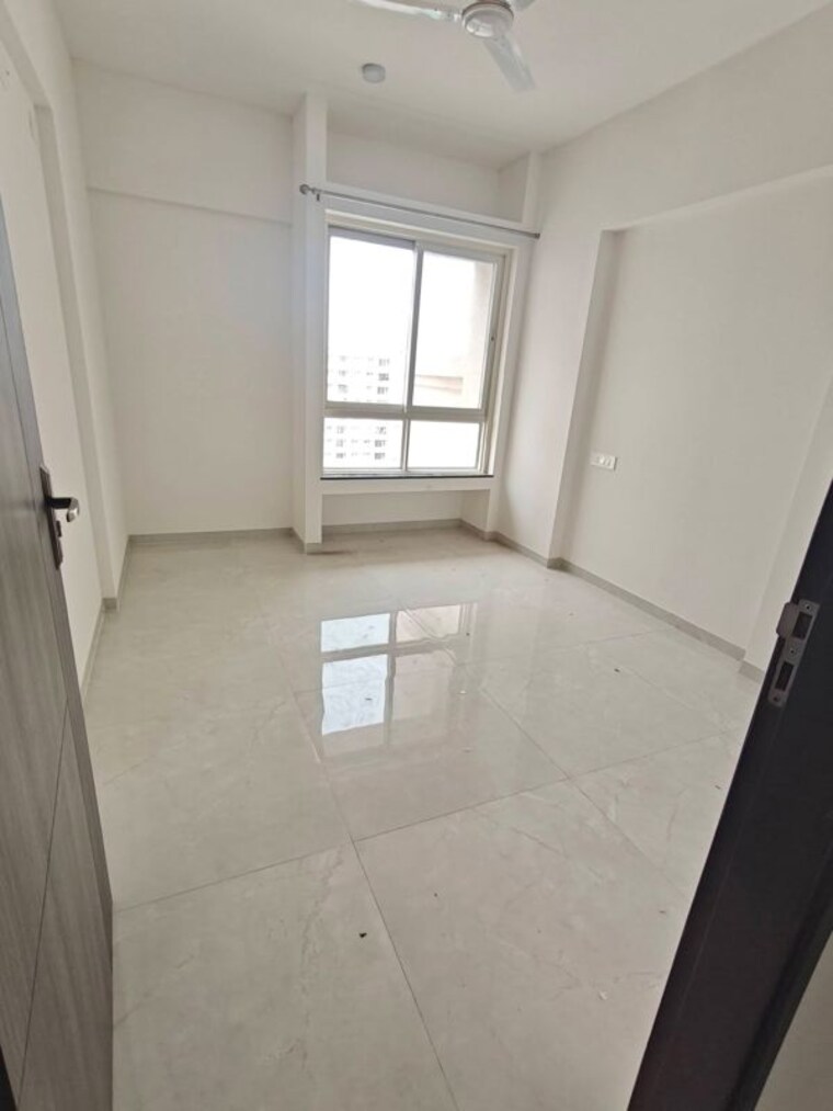 Bathroom, nyati-era 3 Bedroom 1450 Sq.Ft. Apartment In Dhanori Pune 10621182