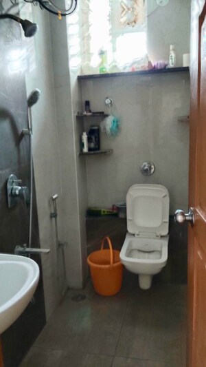 Bathroom in 2 BHK Apartment at Sri Sai Residency Kadubeesanahalli, Kadubeesanahalli – for Rent