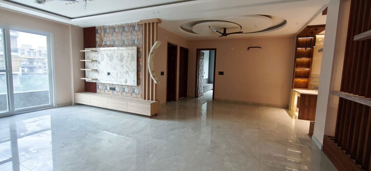 Room, green fields colony 4 Bedroom 450 Sq.Yd. Builder Floor In Green Fields Colony Faridabad 10621208