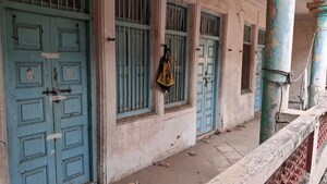  Independent House – Exterior View View at Dharamsi Lane Murarji Peth - for Sale