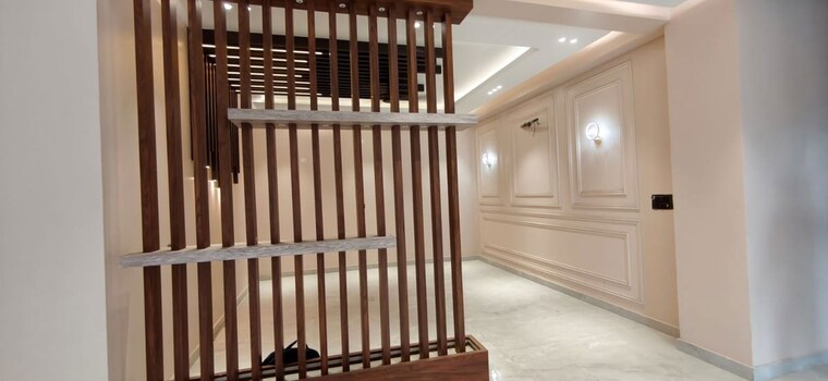 Balcony, green fields colony 4 Bedroom 400 Sq.Yd. Builder Floor In Green Fields Colony Faridabad 10621279