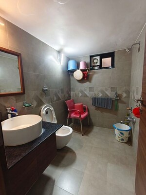 Team Area in 3 BHK Villa at Gulbai Tekra – for Rent