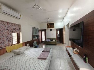 3 BHK Villa For Rent in Gulbai Tekra