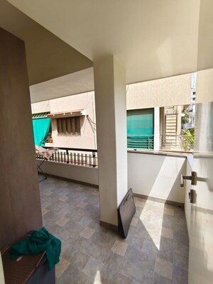 Team Area in 3 BHK Villa at Gulbai Tekra – for Rent