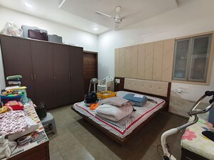 Bedroom in 3 BHK Villa at Gulbai Tekra – for Rent