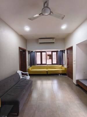 Living Room in 3 BHK Villa at Gulbai Tekra – for Rent