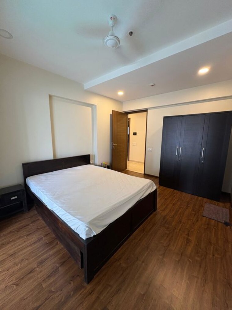 Team Area, supreme-amadore 5 Bedroom 2500 Sq.Ft. Apartment In Baner Pune 10621305