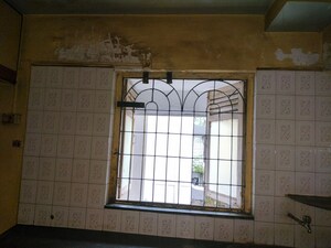 Room in  Apartment at Gandhi Nagar – for Sale