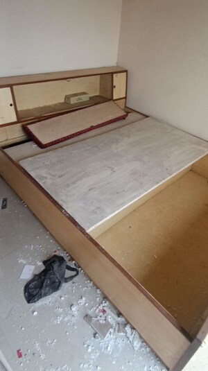 Room in  Apartment at Bhula Faliya – for Sale