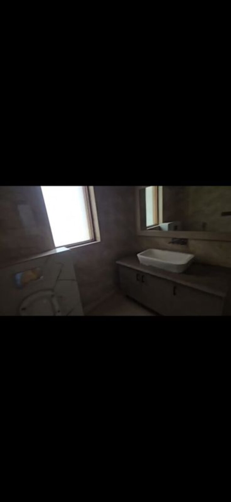 Bathroom, eros-lakewood-city 4 Bedroom 525 Sq.Yd. Builder Floor In Suraj Kund Faridabad 10621345