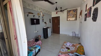 1 BHK + Prayer Room Apartment For Sale in Gokul Horizon in Kandivali East, Mumbai