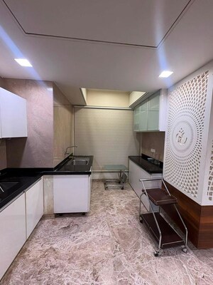 Bathroom in 5 BHK Apartment at Kumar Privie Selena, Pashan – for Rent