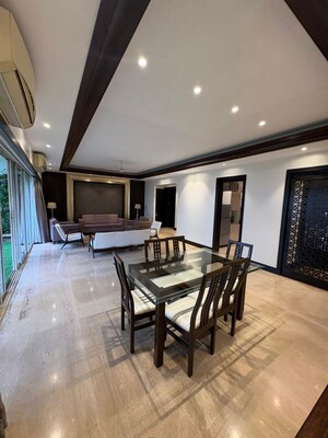 Gym in 5 BHK Apartment at Kumar Privie Selena, Pashan – for Rent
