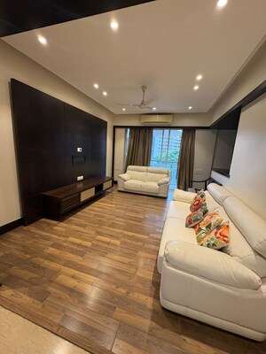 Bedroom in 5 BHK Apartment at Kumar Privie Selena, Pashan – for Rent