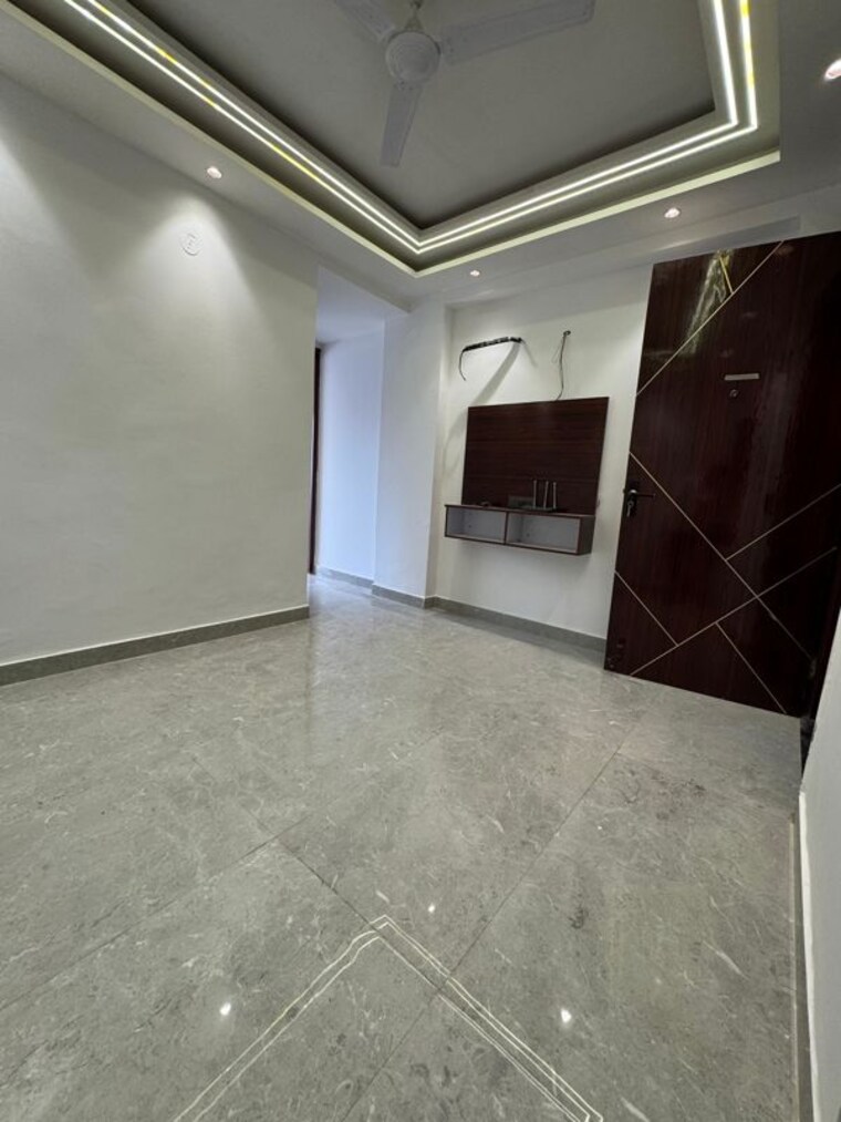  Parking, chattarpur 1 Bedroom 500 Sq.Ft. Builder Floor In Chattarpur Delhi 10621493