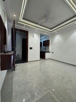 1 BHK + Servant Room,Extra Room 500 Sq.Ft. Builder Floor in Chattarpur