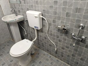 Bathroom in 5 BHK Villa at Eldeco City Dreams, Mubarakpur – for Rent