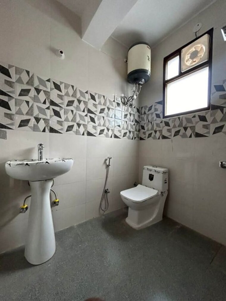 Team Area, saket 2 Bedroom 900 Sq.Ft. Builder Floor In Saket Delhi 10621559