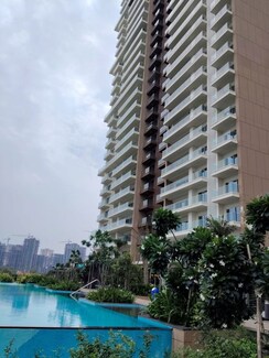 3.5 BHK + Servant Room Apartment For Sale in Kalpataru Vista