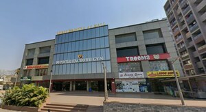  Shop For Sale in Dindoli