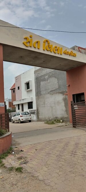  Villa For Sale in Uttarsanda