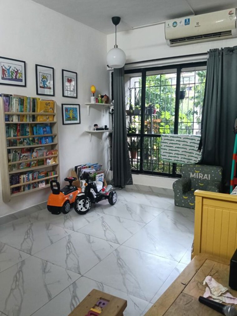 Bedroom, lokhandwala complex 3 Bedroom 1350 Sq.Ft. Apartment In Lokhandwala Complex Mumbai 10621747
