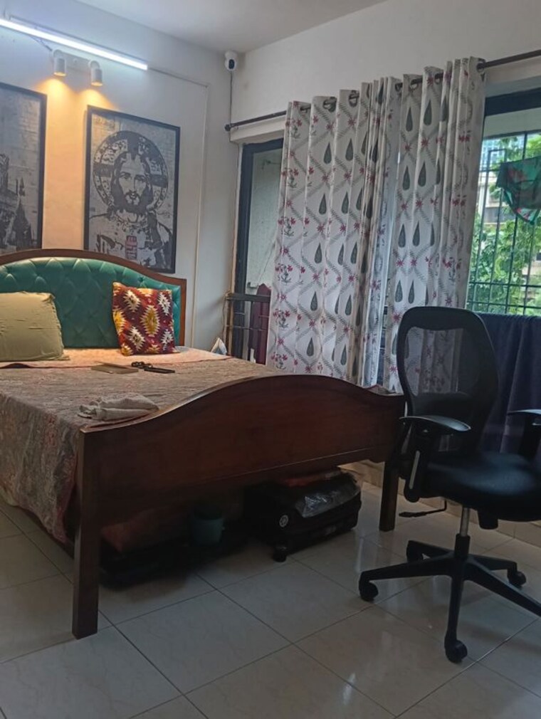 Living Room, lokhandwala complex 3 Bedroom 1350 Sq.Ft. Apartment In Lokhandwala Complex Mumbai 10621747