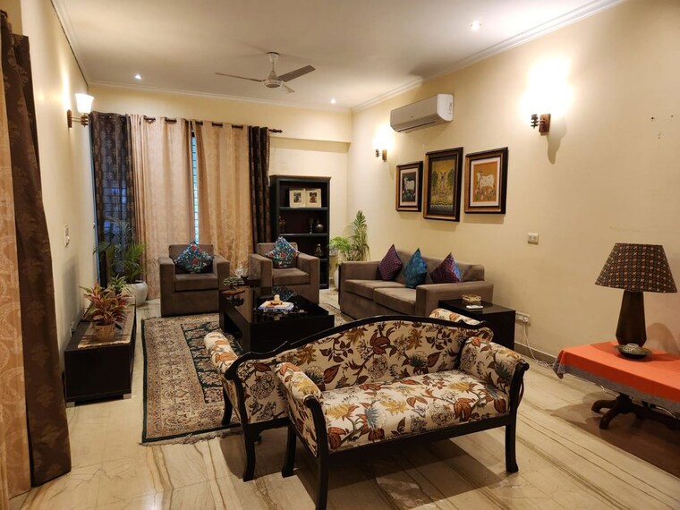Living Room, auram-floor 2.5 Bedroom 1500 Sq.Ft. Builder Floor In South City 2 Gurgaon 10621749