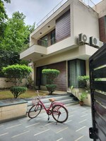 2.5 BHK + Store Room 1500 Sq.Ft. Builder Floor in Auram Floor