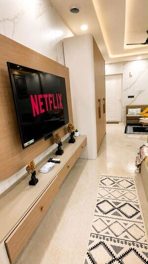 Furnished Amenities in 2 BHK Builder Floor at Unitech Fresco, Sector 50 – for Rent