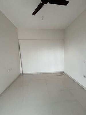 Room in 2 BHK Apartment at Rustomjee Summit, Borivali East – for Rent