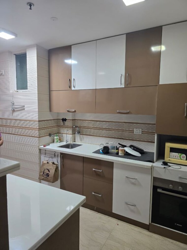 Kitchen, spaze-privy 3 Bedroom 2100 Sq.Ft. Apartment In Sector 72 Gurgaon 10621836